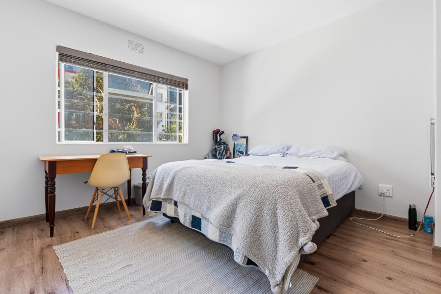2 Bedroom Property for Sale in Sea Point Western Cape